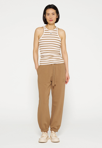 10 Days tops 20-461-4203