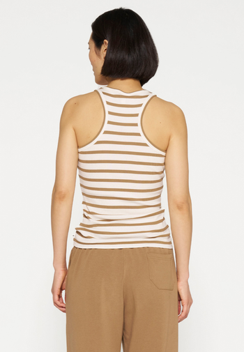 10 Days tops 20-461-4203