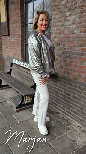 270