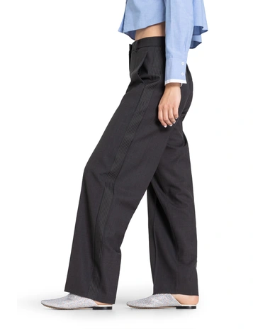 Cambio pantalons 6318043700