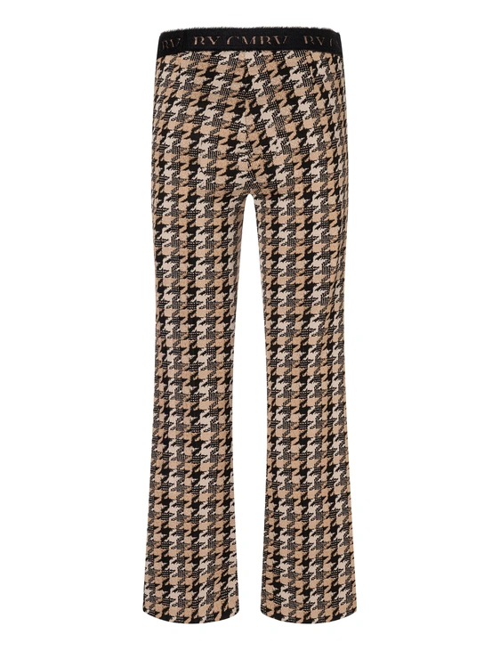 Cambio pantalons 6447037817