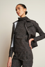 Jane Lushka jacks UBM1211950Z