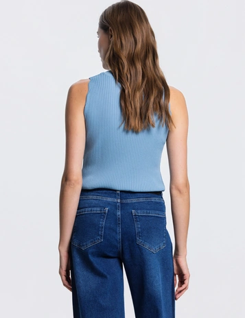 JANSEN tops MOISE SS26