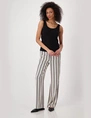 Monari tops 409886