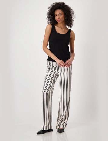 Monari tops 409886