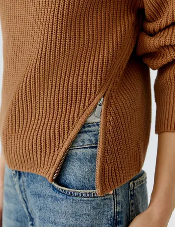 Oui sale 0094273
