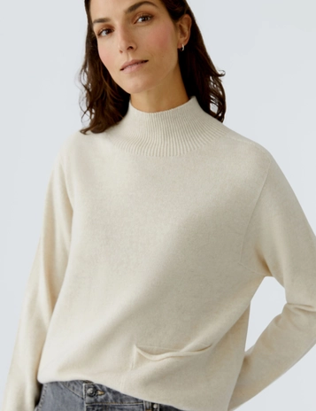 Oui trui 0086104