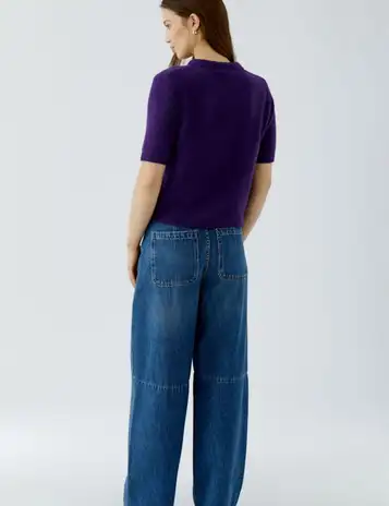 Oui trui 0098988