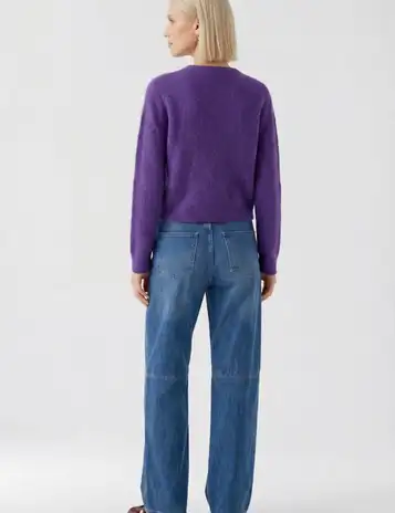 Oui trui 0098999