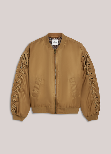 Summum bomber 1S1282-12067