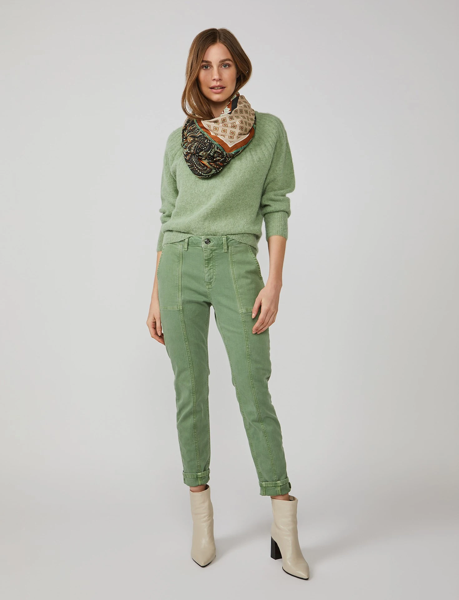summum sweater