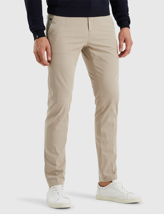 Vanguard chino VTR2402622