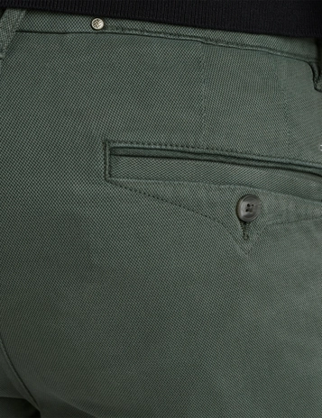 Vanguard chino VTR2502624