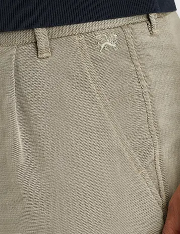 Vanguard chino VTR2511647
