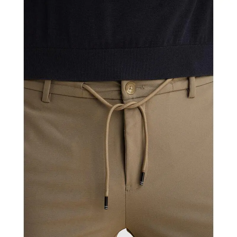 Vanguard chino VTR2602600